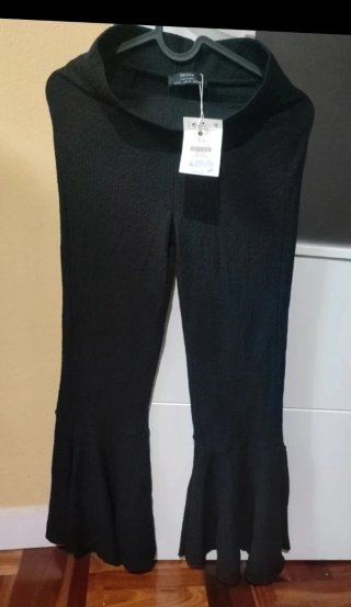 Lote 2 vestidos y pantalón bajo acampanado