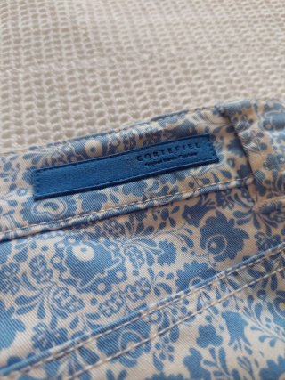 Cortefiel Pantalón Corto Estampado Talla 42