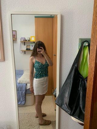 Top floral verde y azul de Pull&Bear