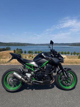 Kawasaki Z900 FULL 125 cv 2024