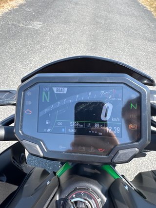 Kawasaki Z900 FULL 125 cv 2024