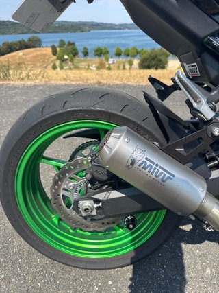 Kawasaki Z900 FULL 125 cv 2024