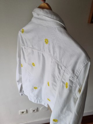Chaqueta Desigual Blanca Flores Amarillas Talla XL