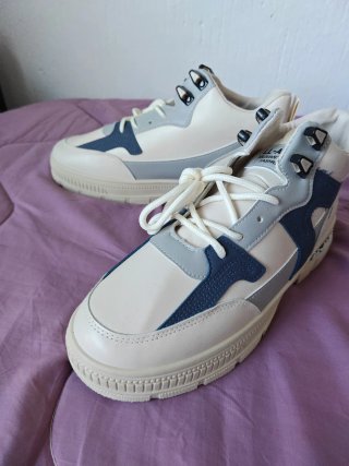 Zapatillas Botas Beige y Azul Talla 43