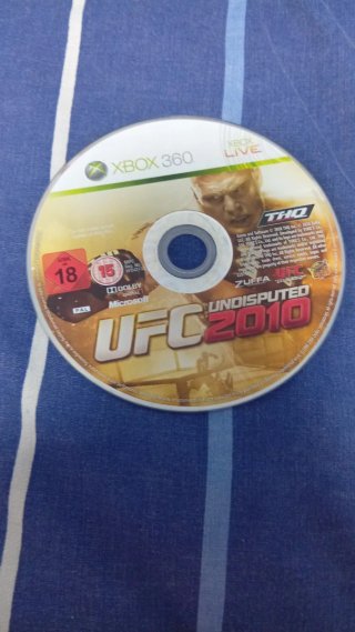 Xbox 360 con mando y cargador