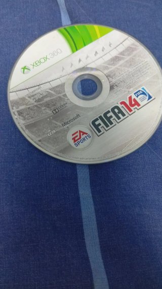Xbox 360 con mando y cargador
