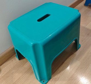 Taburete Plástico Turquesa Bajo Resistente