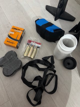 Soporte Reparación Bicicleta + Bomba