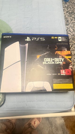 PS5 con 2 mandos y 2 años de garantía