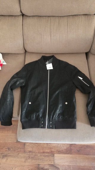 Chaqueta bomber negra