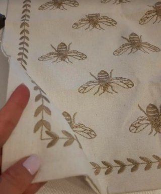 Funda Cojín Bordada Abejas 30x50