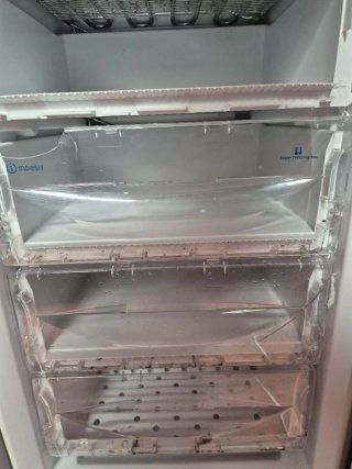 Congelador vertical F4
