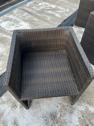 Mesa de jardín con sillas (cristal incluido)