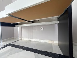 Escritorio Ikea Negro y Blanco