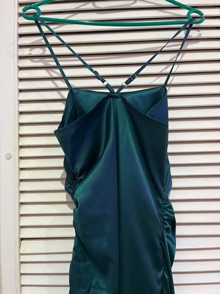 Vestido largo saten verde esmeralda Shein S nuevo