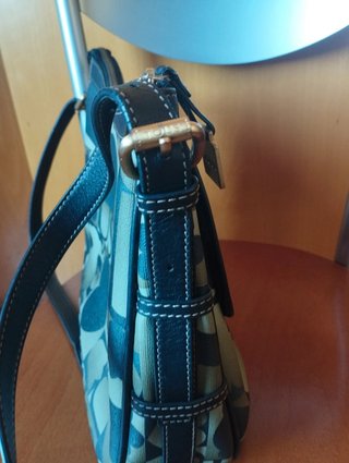 Bolso Tous estampado negro y caqui