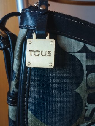 Bolso Tous estampado negro y caqui
