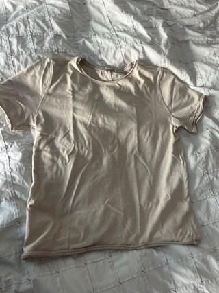 Camiseta Zara caqui clarito