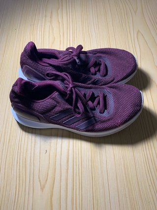 Adidas Cloudfoam granates