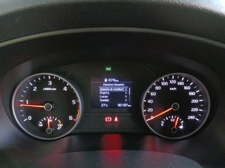 Kia Sportage 1.6 MHEV Business 4x4 100 kW (136 CV)