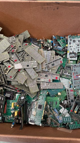 Lote componentes electrónicos para reciclaje