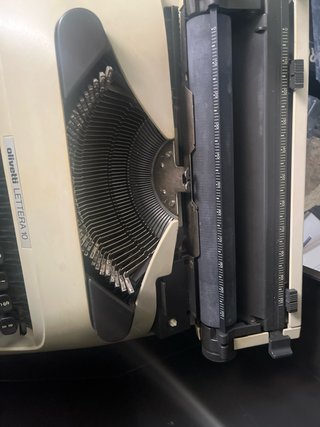 Olivetti Lettera 10 Máquina de Escribir Beige