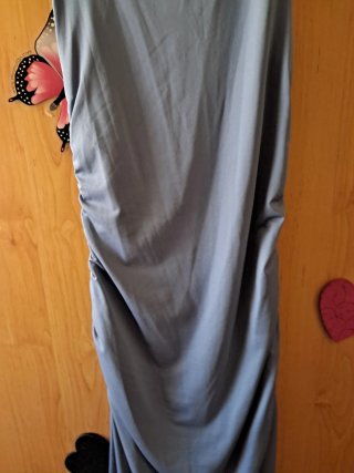 Vestido largo azul con fruncido