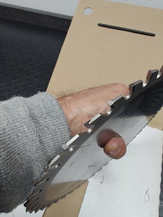 (11) Lama 250 Hawera Supertec - Nuova