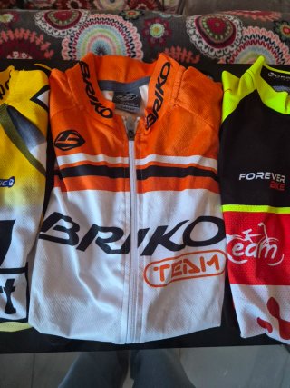 Maillot Ciclismo ONCE Eroski Würth lote 8 camiseta