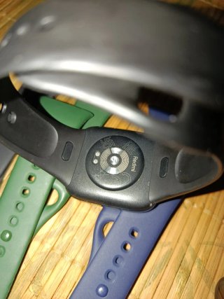 Xiaomi Redmi Watch 3 y Mi Band 8