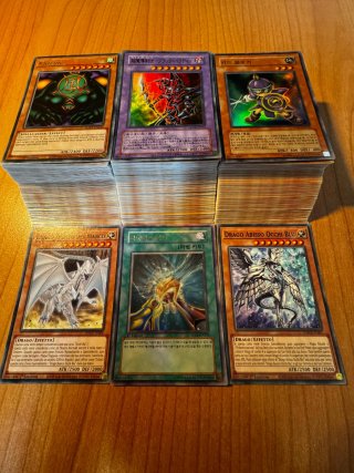 Lotto carte Yu-Gi-Oh!