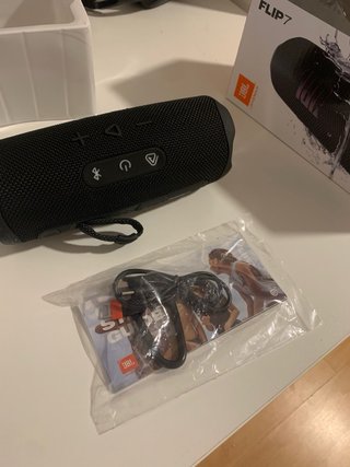 Altavoz JBL Flip 7 Negro/Rojo