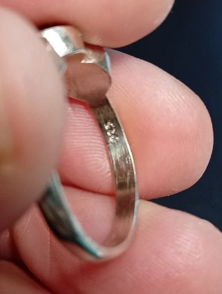 Anillo Plata Ley 3 granates