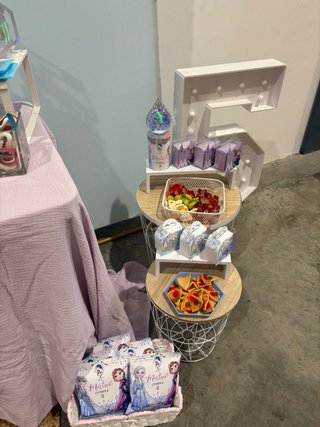 Mesa de chuches Frozen
