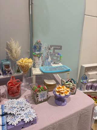 Mesa de chuches Frozen