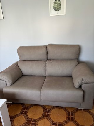 Sofá de 2 plazas beige