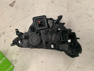 Faro Izquierdo Renault Megane Hatchback 2015+