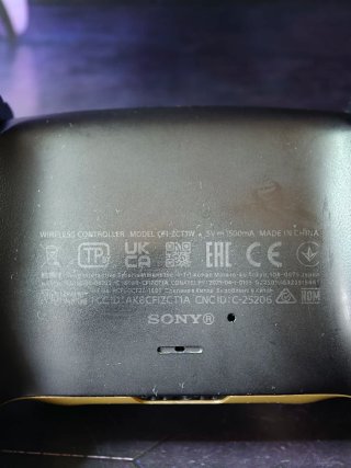 Antidirft Mando PS5 Negro y Dorado TMR