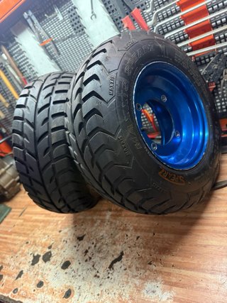 Ruedas asfalto Maxxis Douglas