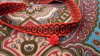 Choker rosso con fiorellino. Handmade.