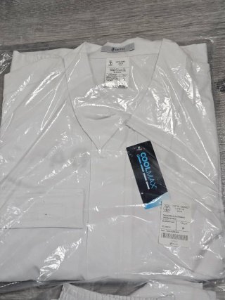 Pantalones  y chaqueta blancos trabajo