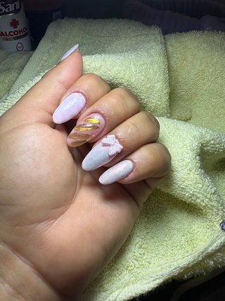 se realizan uñas soft gel, jelly  tips, acrigel