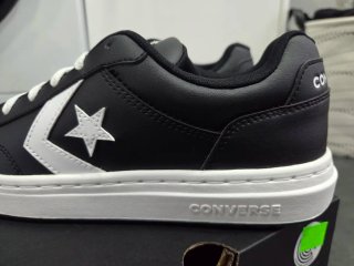 Zapatillas Converse Negras blancas Talla 44 nuevo