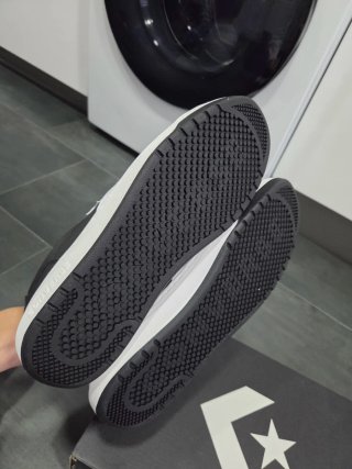 Zapatillas Converse Negras blancas Talla 44 nuevo