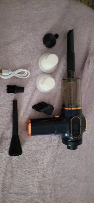 Mini aspirador portátil con accesorios