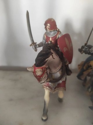 Statuine Cavalieri Medievali