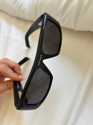 Gafas de sol Prada negras