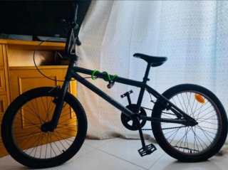 Bicicleta BMX B'Twin Wipe 500 Negra