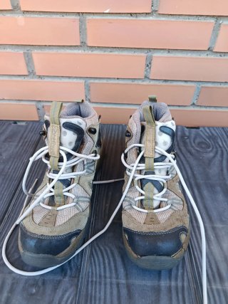 Botas de montaña Quechua Talla 39