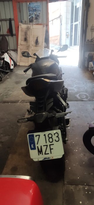 Honda CBR 650 R - 394 km